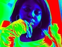**Br!ght 3y3s**