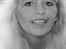 Elizabeth Hart