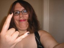 Ang loves rock n roll