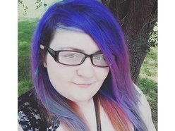 Hali "VampireGrrl" Potts