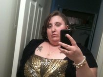 Mandi Beautifuly-flawed Gard