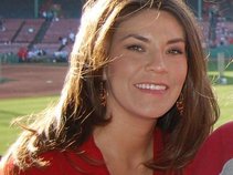 Robin Renae