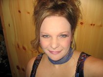 CORINNE LLOYD