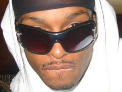 Larry UAlreadyknow Ponds