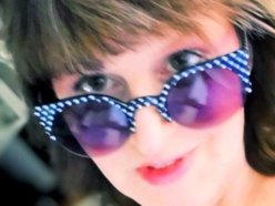 Eva Dowd  International