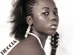 PLAY' by DLG