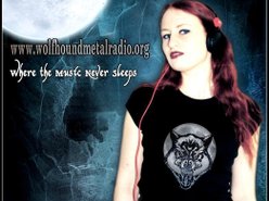 Wolfhound Metal Radio & Magazine