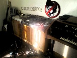 No Elvis Recordings