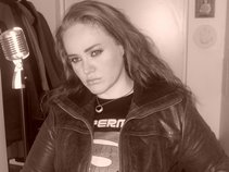 Silja Hansen (Silja Hrund Barkardóttir)