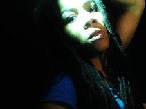 QUEENANNA # Queenz Ent #GottaDoMeNatyion