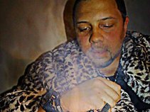 Huey Bezel