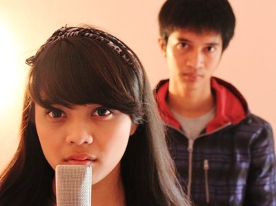 Dinesia n Andri Guitara (DnA) photo
