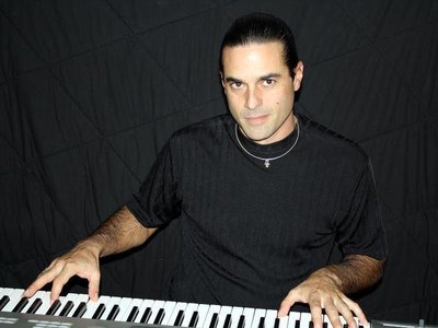 Johnny Neon photo