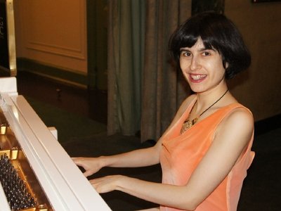 Natasha Meadow photo