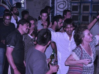 Frisky pints photo