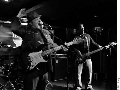 THE MICHAEL LOUIS BAND photo