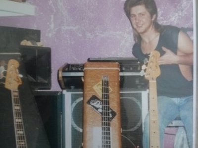 Me, My 69JazzBass, KramerDuke, G&L bass, 1983/84