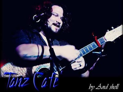 Acoustic Groove Machine photo