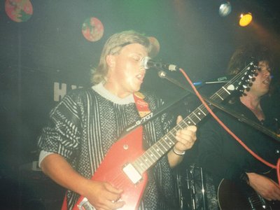 Paul at the Kentish Town Bull and Gate gig - Tony N behind.
