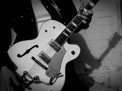 Paradise is a white falcon and time to play it