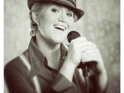 Nina Marvelle photo