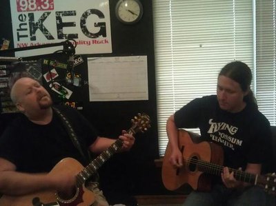 Darren Ray & I playin the 98.3 the Keg Radio studio in Fayetteville ,AR