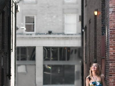 Andrea Desmond photo