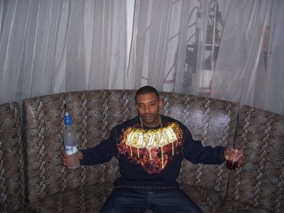 performing at 7 Lounge in T-dot 09