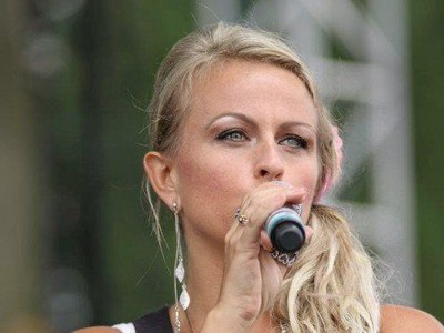 Mindy Callahan photo