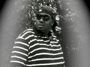 Mr 100% photo