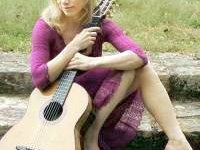 Muriel Anderson photo