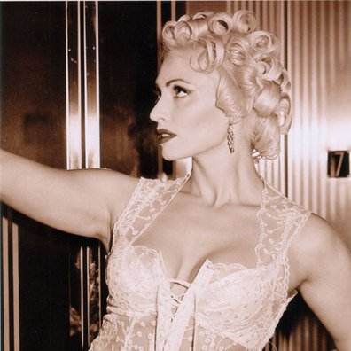 Ota va qiz ortasidagi jinsiy aloqa shafqatsizdir. Porno scooby dooby du