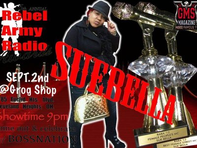 SUEBELLA "BossBella" photo