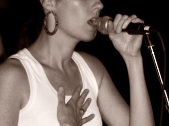 Abbie Barrett (& The Last Date) photo