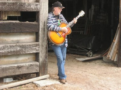 Larry Mangum photo