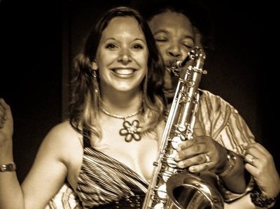 Juls with Ron Holloway: a saxy hug!
