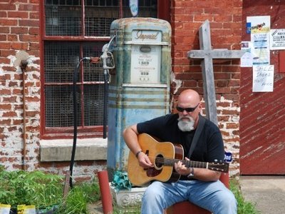 Rusty Knox photo