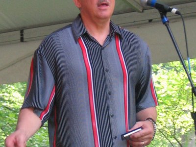 Roger at the Wine in the Woods