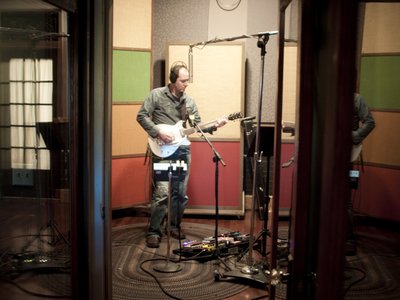 Dan Nichols and Eighteen photo