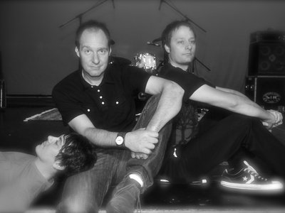 Dan Nichols and Eighteen photo