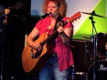 Diane @ Three J, Fayetteville, Ga. 2009