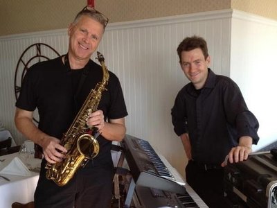 Smooth Jazz artist Chris Geith and Mr. Lounge perform 'Live'.