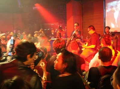 Skalie live at Maitrin lounge 27-09-2012 opening act of The Toasters Live in jakarta, Indonesia