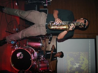 (Jemi) Skalie live at Maitrin lounge 27-09-2012 opening act of The Toasters Live in jakarta, Indones