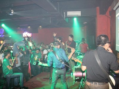 Skalie live at Maitrin lounge 27-09-2012 opening act of The Toasters Live in jakarta, Indonesia