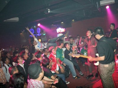 Skalie live at Maitrin lounge 27-09-2012 opening act of The Toasters Live in jakarta, Indonesia