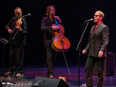 Burlington, Ontario (photo: justaclick Photography Ltd)