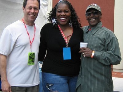David Thaler, Stacy Brooks & Willie "Big Eyes" Smith backstage