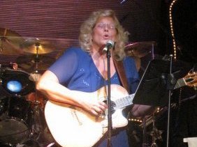 Orange Blossom Opry November 27th, 2012  Thank you Marilyn White for the nice photo :) <3 