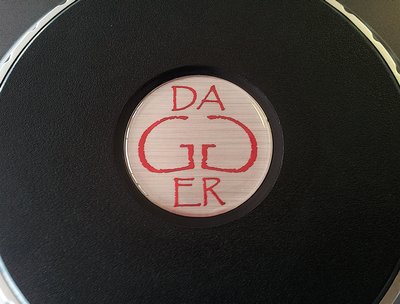Dagger Logo